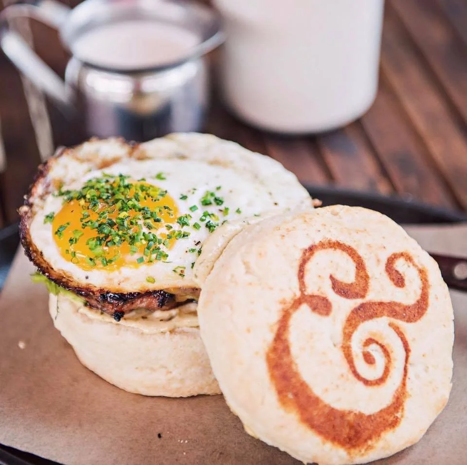 L&E oyster bar .jpeg