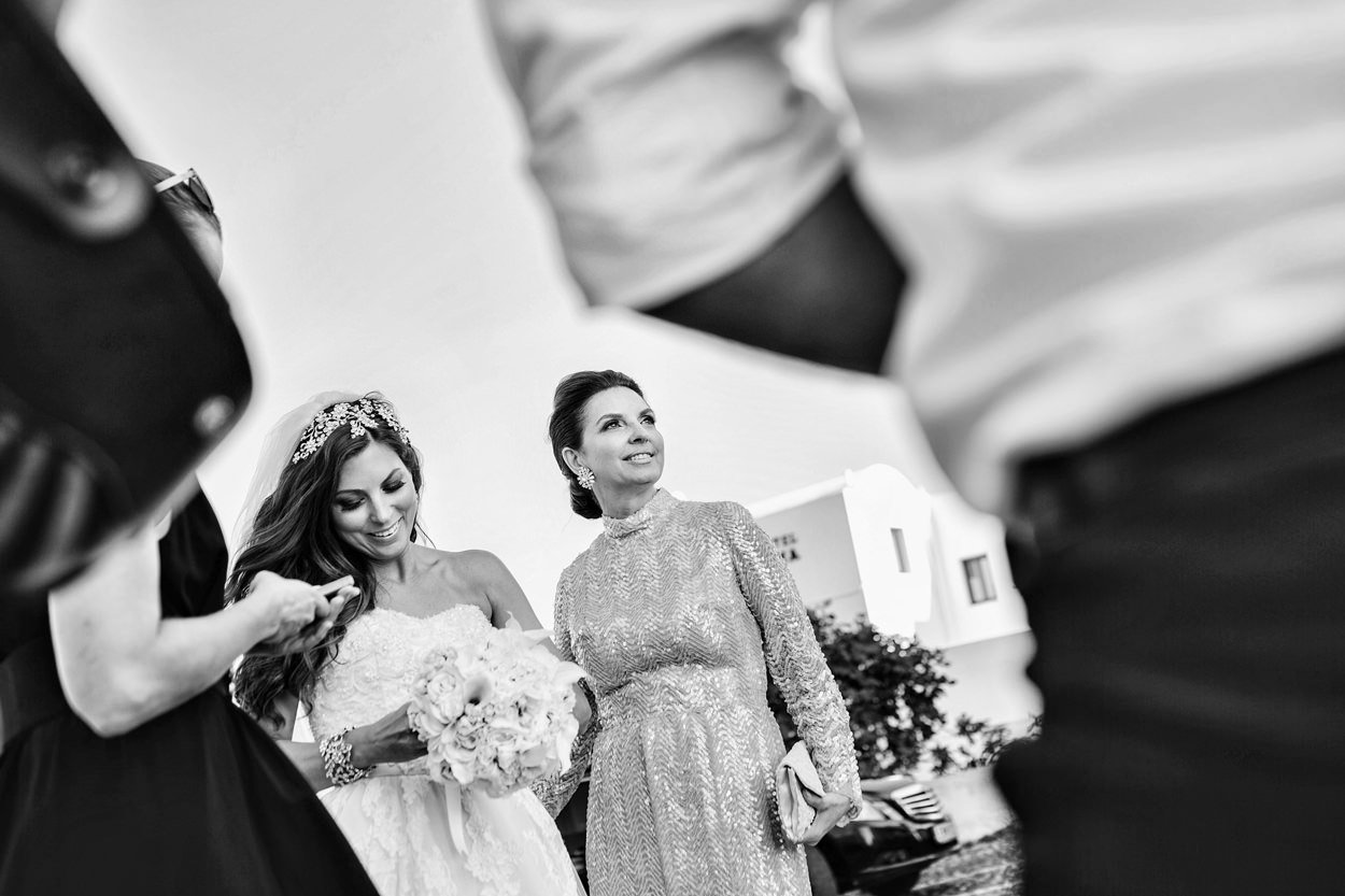 070-santorini-wedding-photographer.jpg