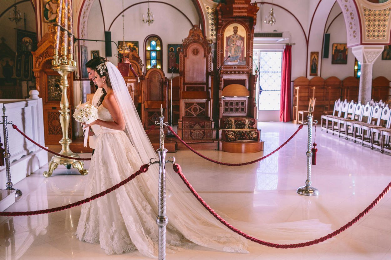 075-santorini-wedding-photographer.jpg
