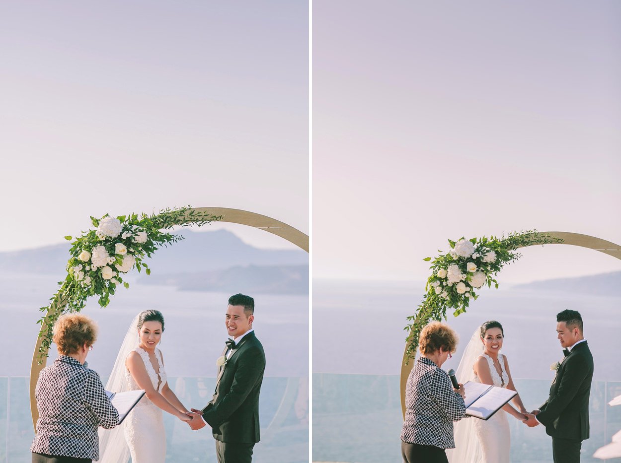 032-wedding-photographer-in-santorini.jpg