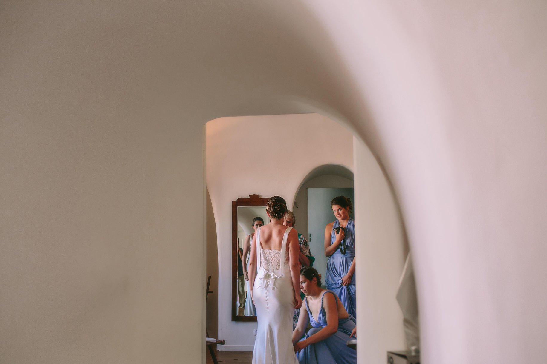 030-santorini-brides-preparation.jpg