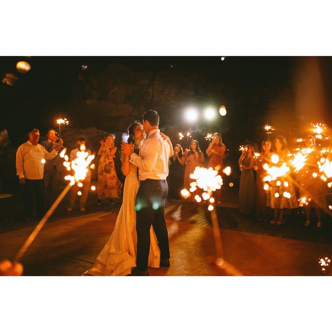 Victoria &amp; Christopher

Thank you for allowing me to be a part of your special day! 

Wedding design by :
@the12events

Wedding  venue :
@lazarou_beach

Wedding location :
Sifnos

#sifnos #cyclades #sifnosisland #greekislands #summer  #island #we