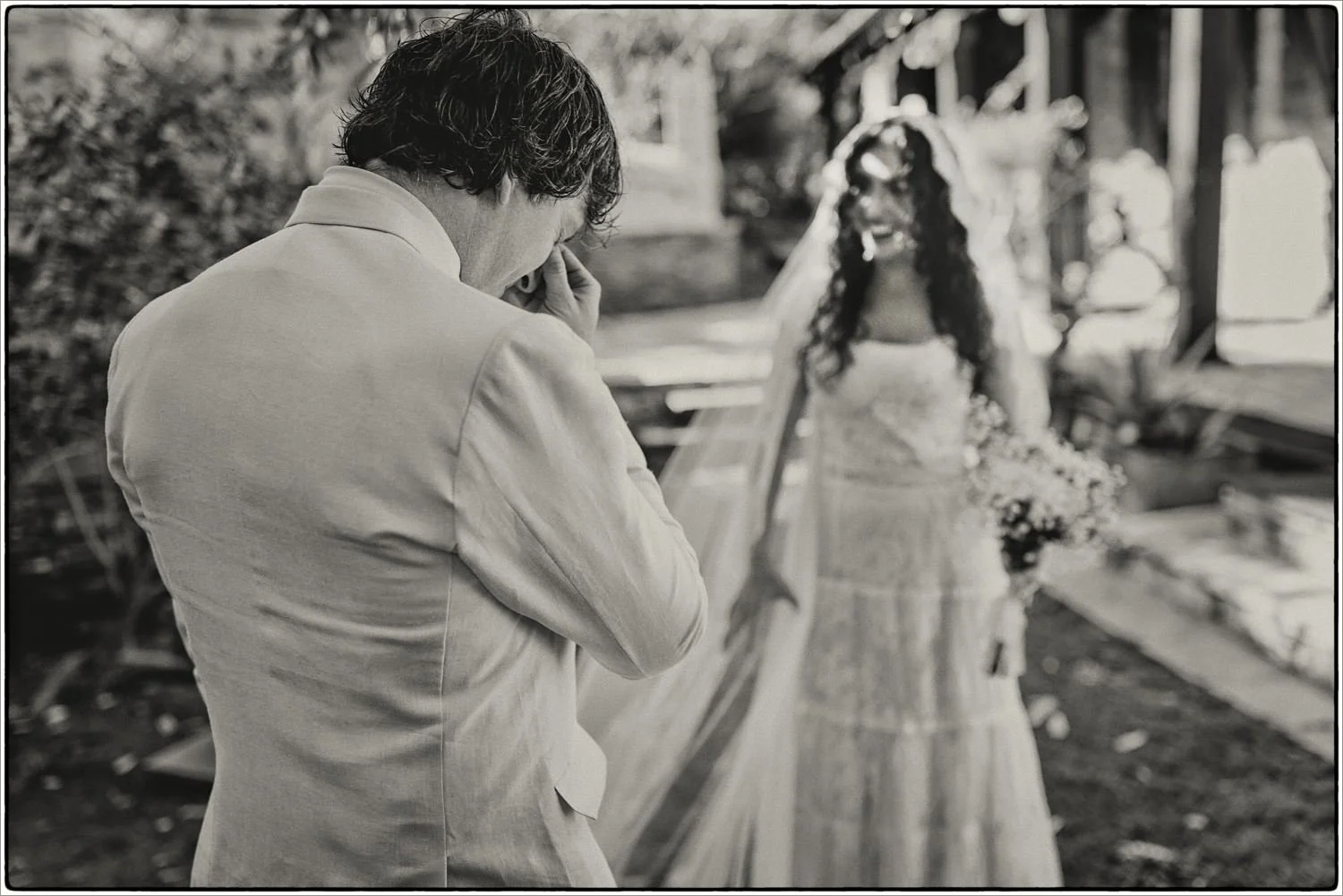 00035 bride first look with father.JPG