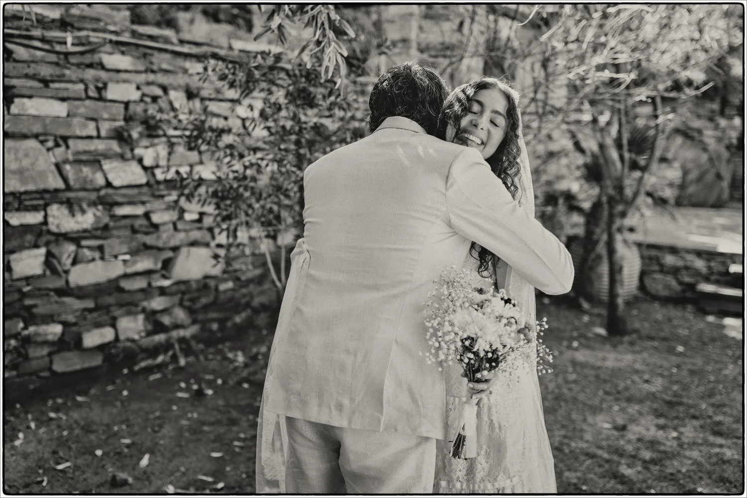 00036 bride first look with father.JPG