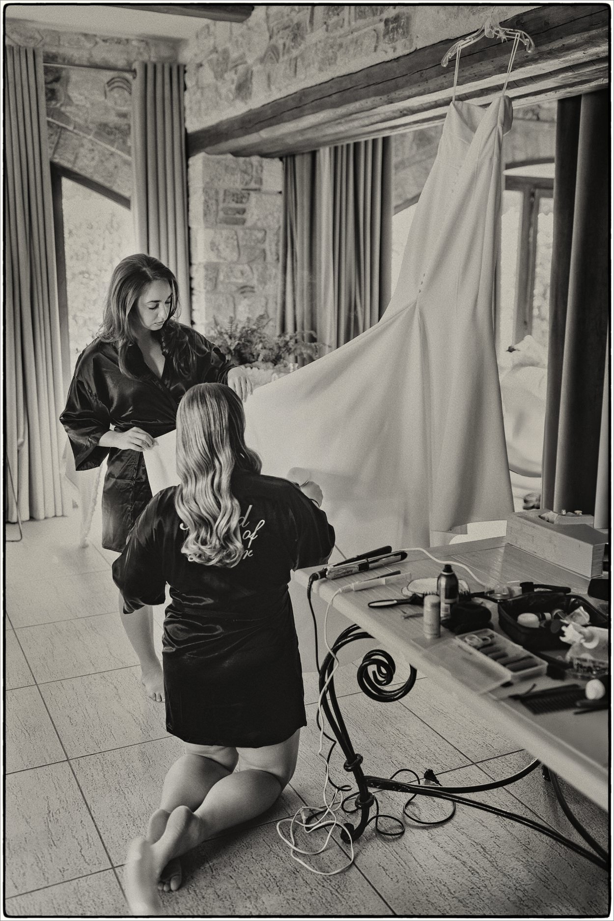 00004  bridal-preparations-pyrgos-petreza-athens-wedding.JPG