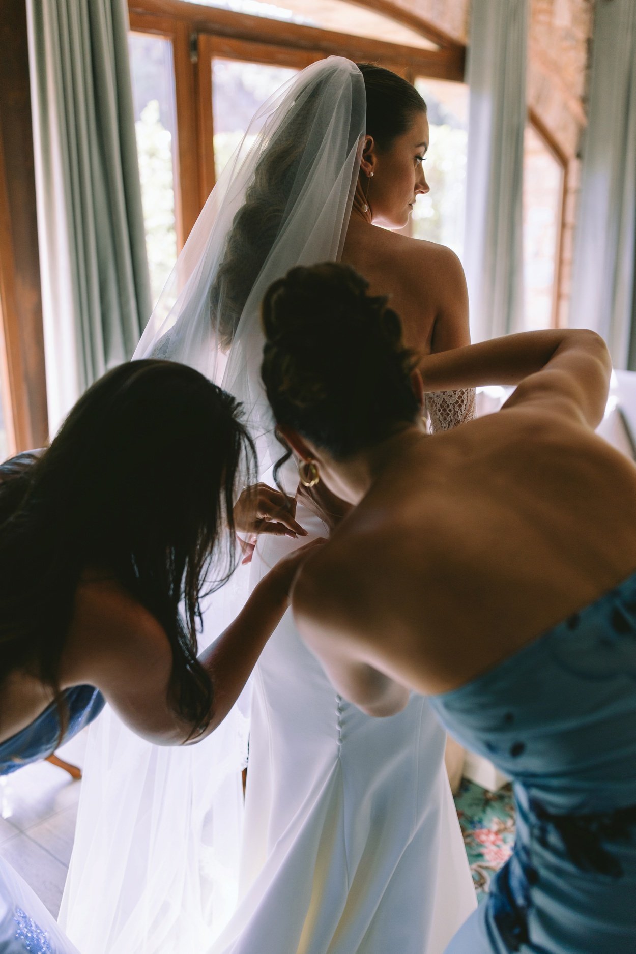 00011  bridal-preparations-pyrgos-petreza-athens-wedding.JPG