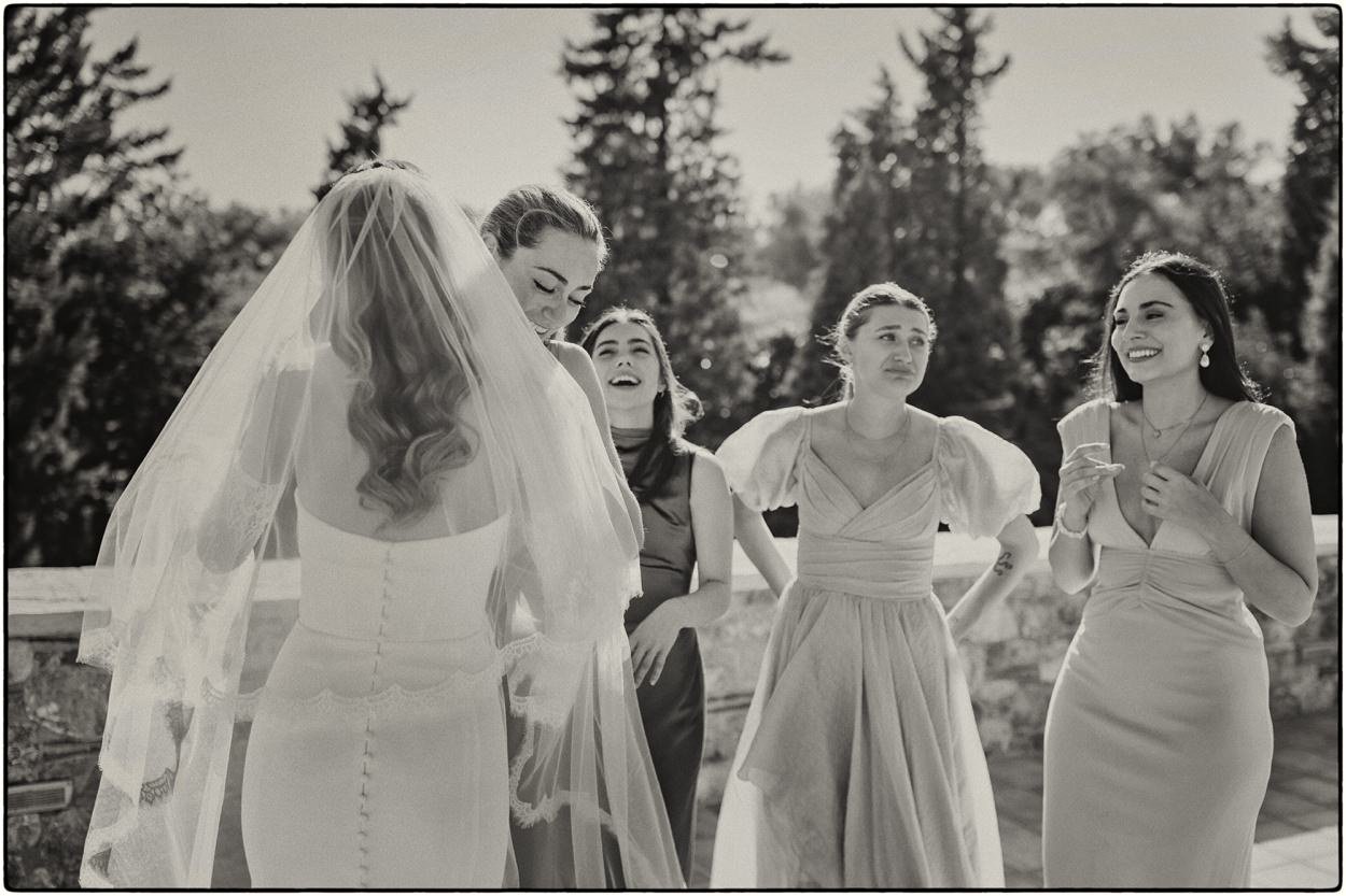 00017  bridal-preparations-pyrgos-petreza-athens-wedding.JPG