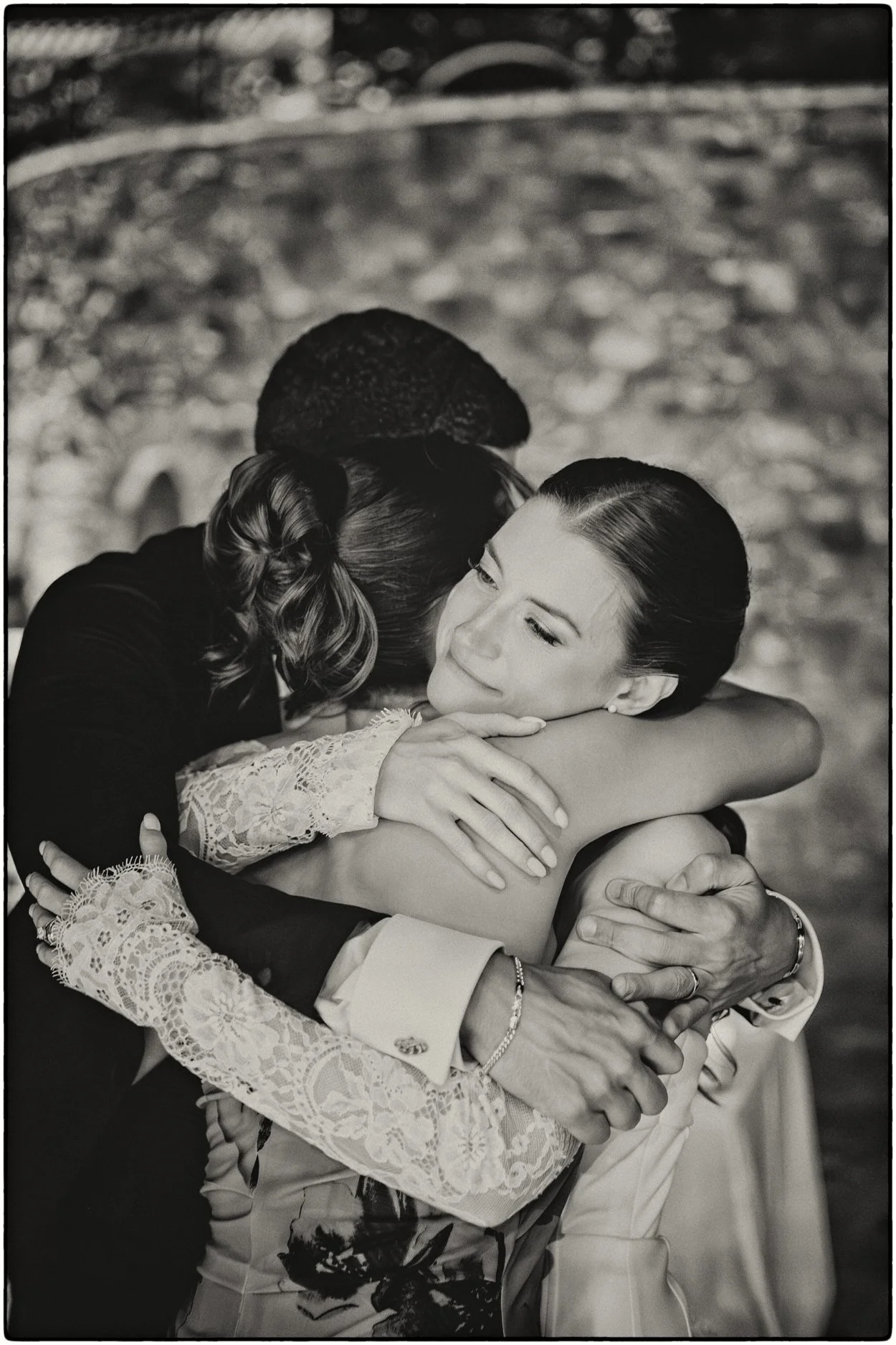 00058 candid-wedding-photography-athens-speeches-at-pyrgos-petreza.JPG