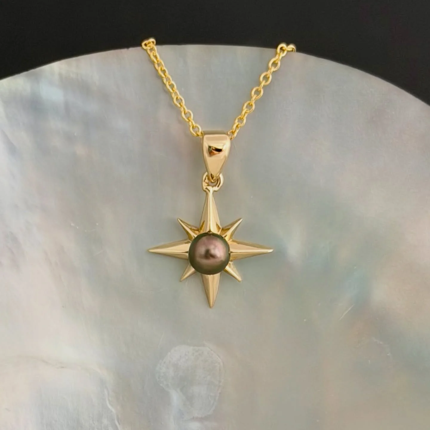 Inspired by the guiding brilliance of the stars, this pendant features a lustrous Tahitian Keshi pearl set in a striking starburst frame. Each Keshi is hand-selected for its natural beauty, making every piece one of a kind. A celestial symbol of hope