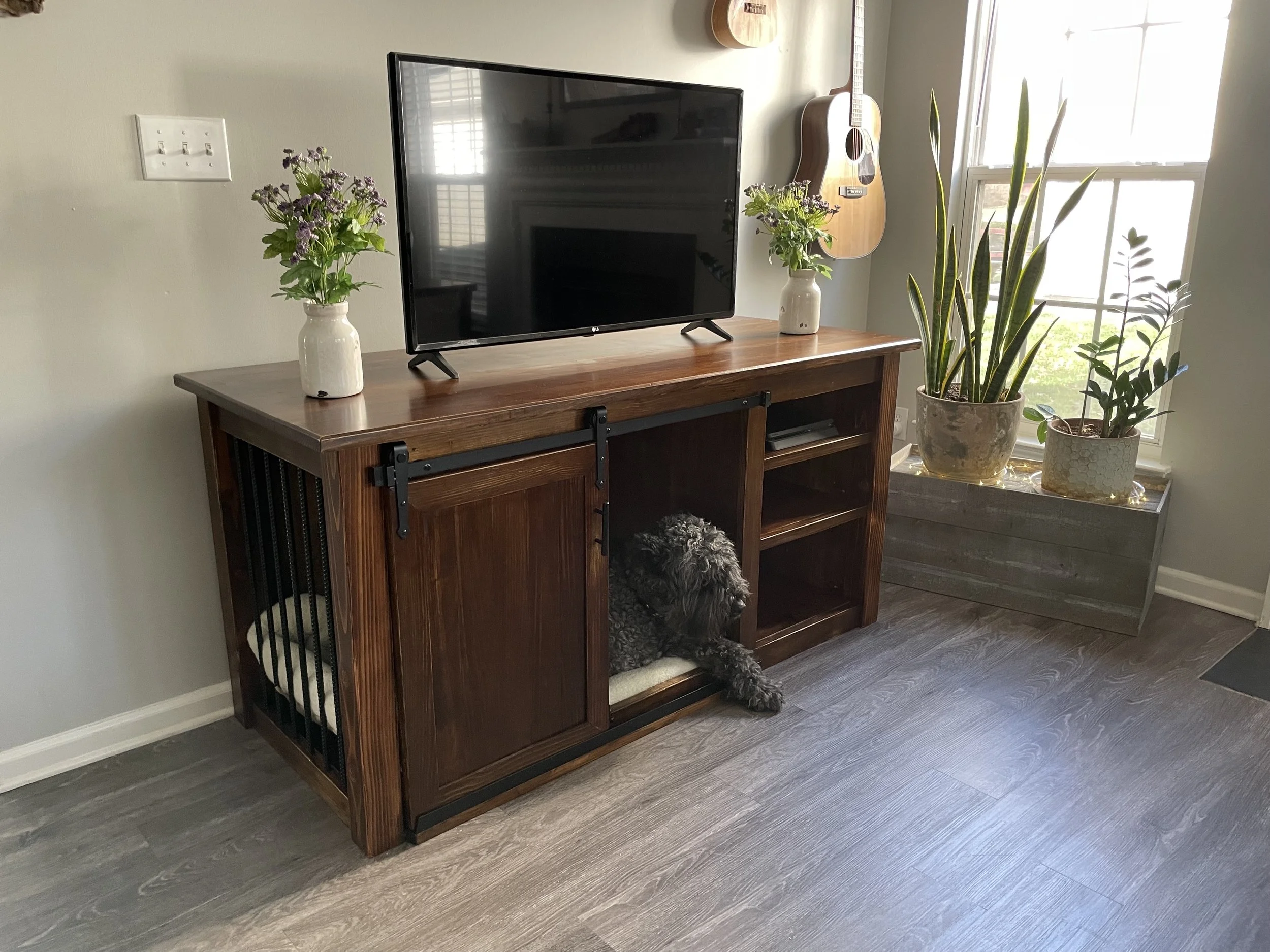 Farmhouse Style Dog Crate Media Console, Medium/Large (36inch) with