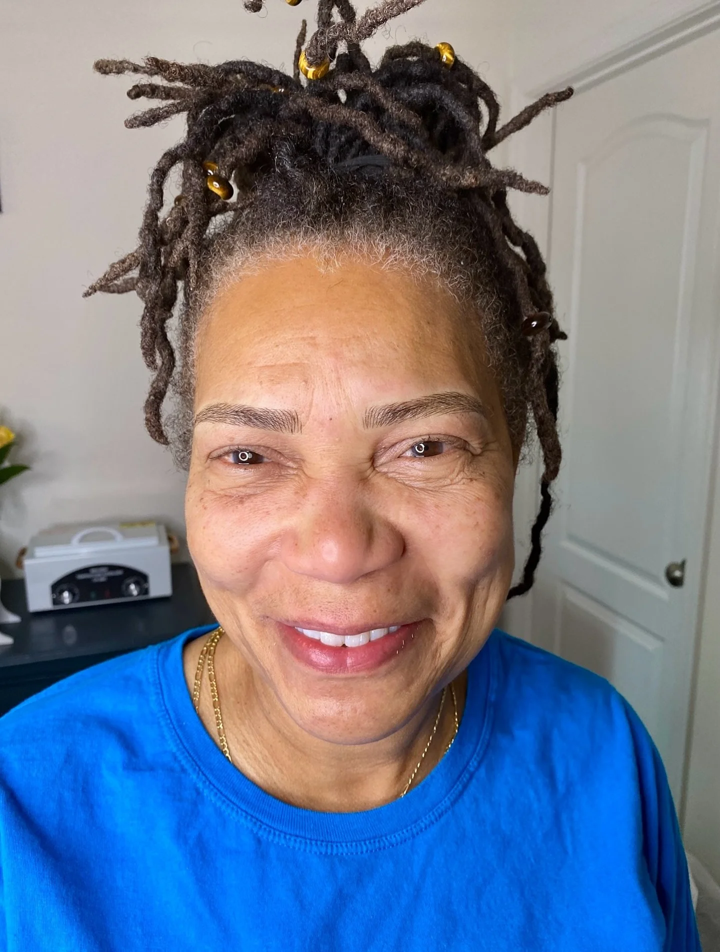 ✨Microblading Technique
Process take 3 hours
2 weeks healing
Pain: 1-2(scale1-10)
Last up 1-3 years Brows healed will be lighter 20-30%, depending on type of skins
Brows will need 2 sessions to archive a good color retention
To book your appointment 