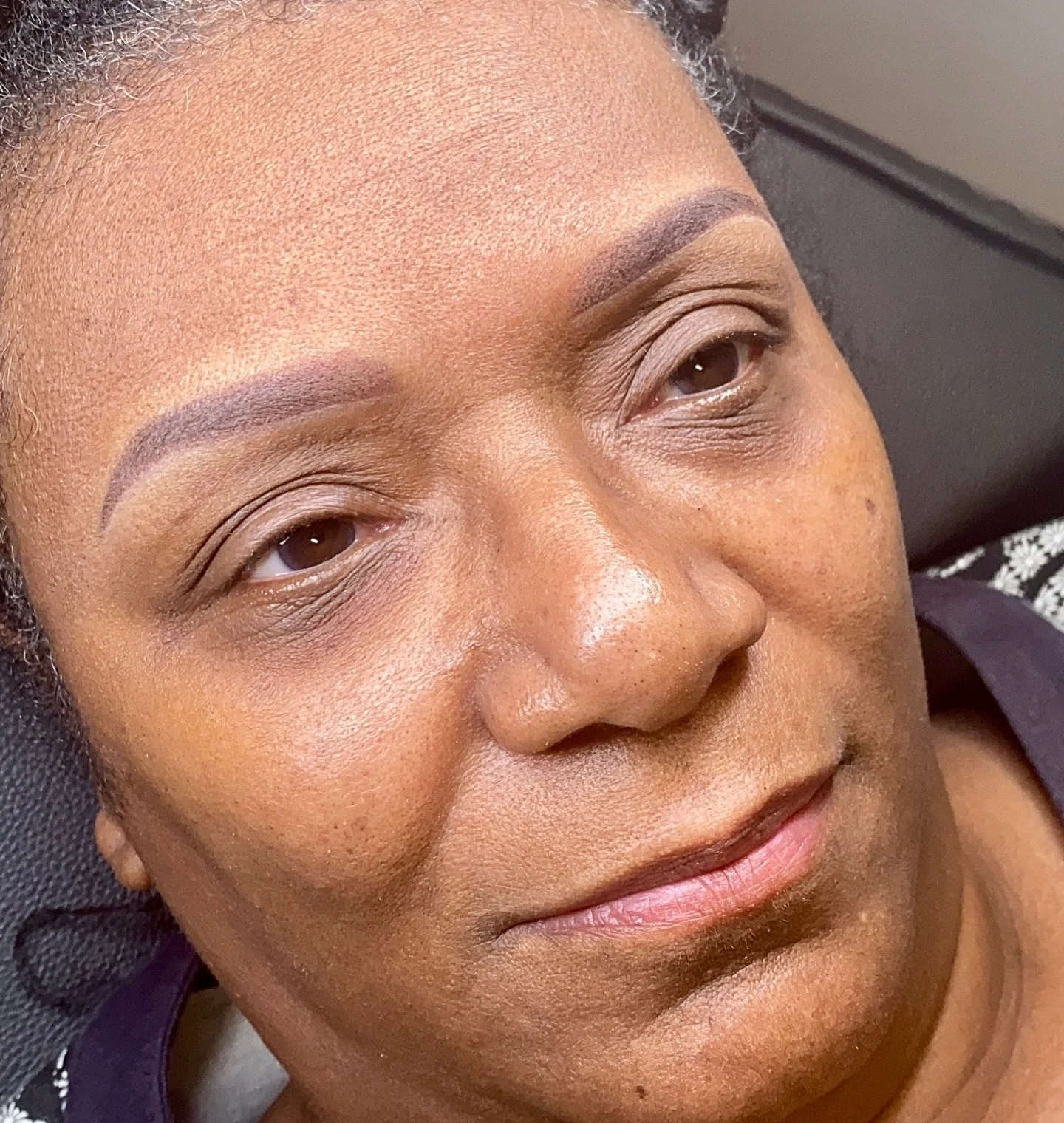 Ombr&eacute; Technique✨
Process take 3 hours
2 weeks healing
Pain: 1-2(scale1-10)
Last up 1-3 years Brows healed will be lighter 20-30%, depending on type of skins
Brows will need 2 sessions to archive a good color retention
To book your appointment 