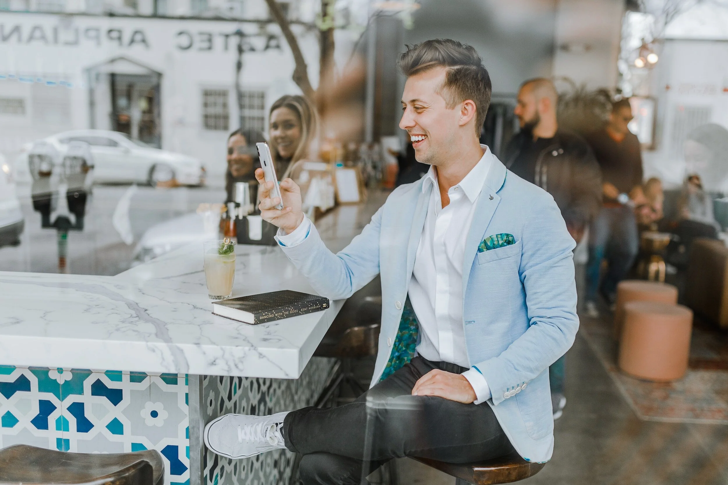 Top 5 Things to Kickstart your 2024 B2B Sales Strategy