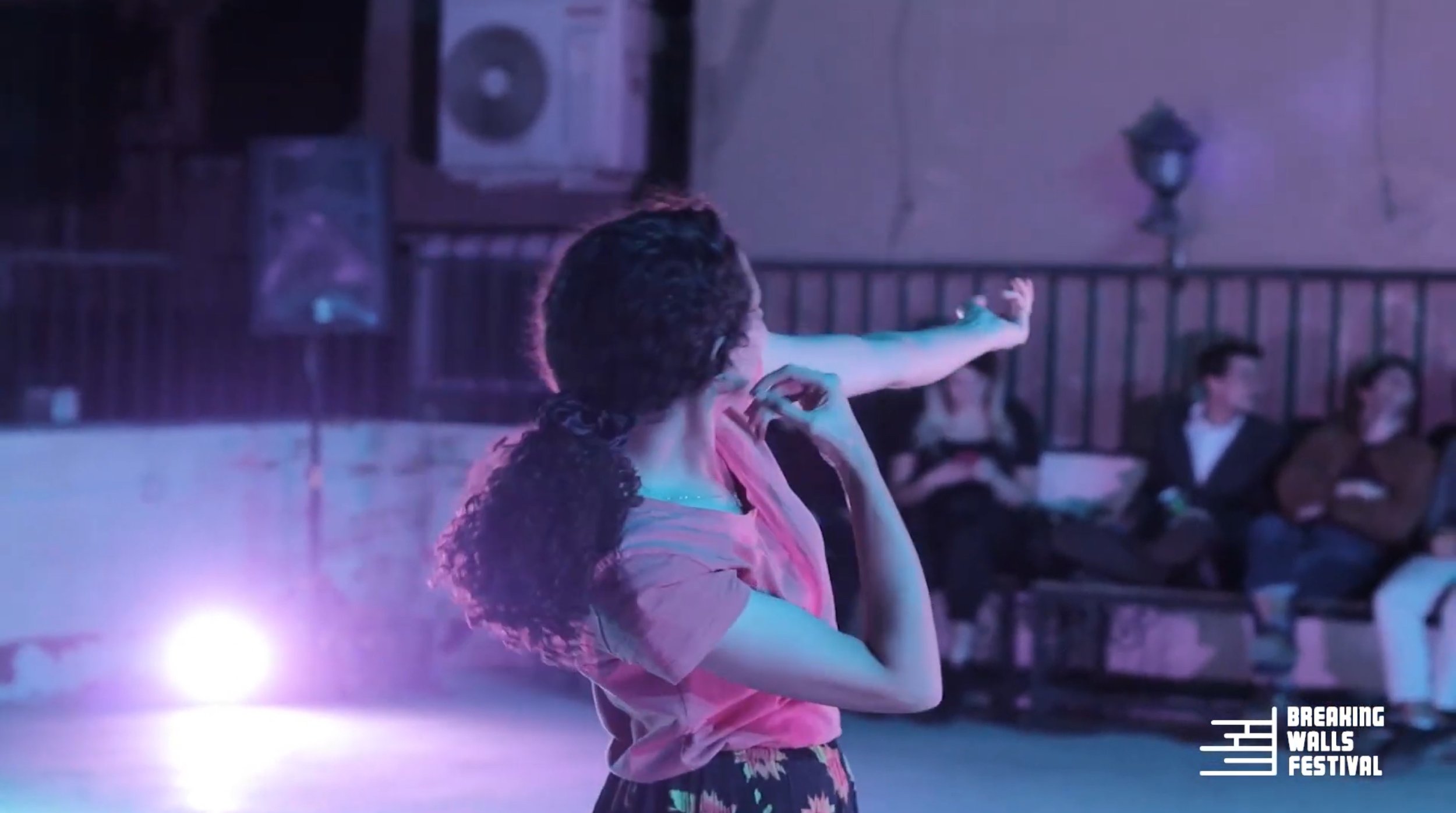 Toxic City (Breaking Walls)