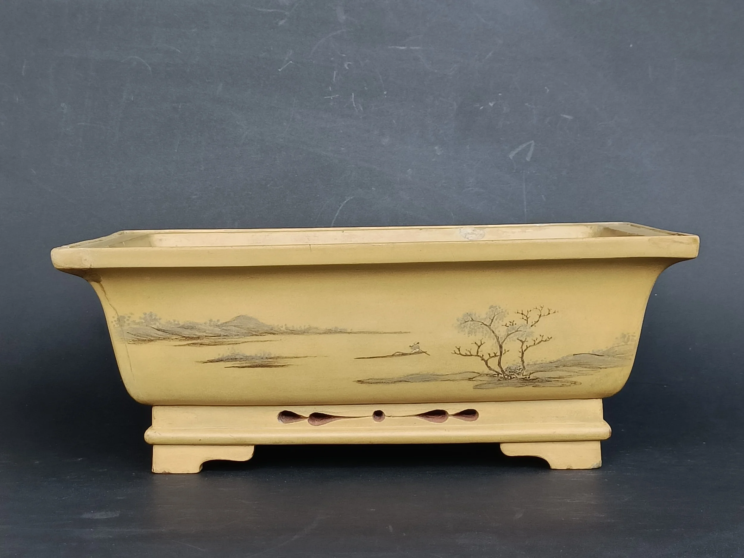 雍正桃花泥胎长方盆，外底粉黄白泥山水Yongzheng peach blossom clay rectangular pot, external white clay extrnal landscape