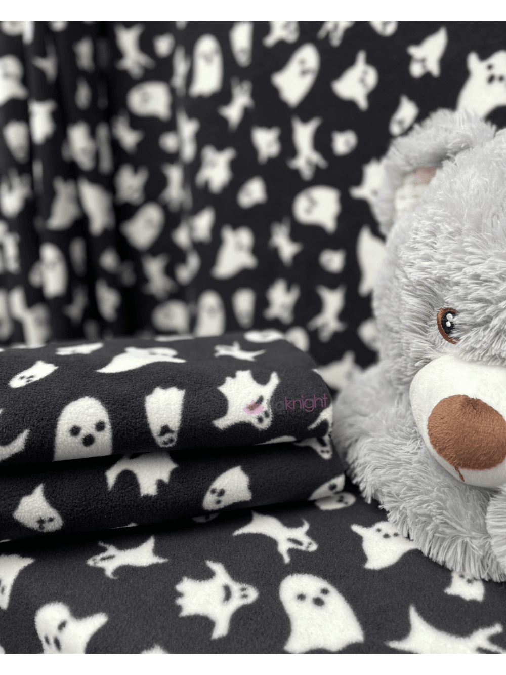 polar-fleece-anti-pill-washable-soft-fabric-scream-ghosts-sq899-bkwht-p8514-65345_image.jpg.png