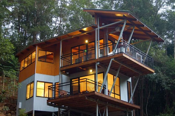 chalet ext feauture large copy.jpeg