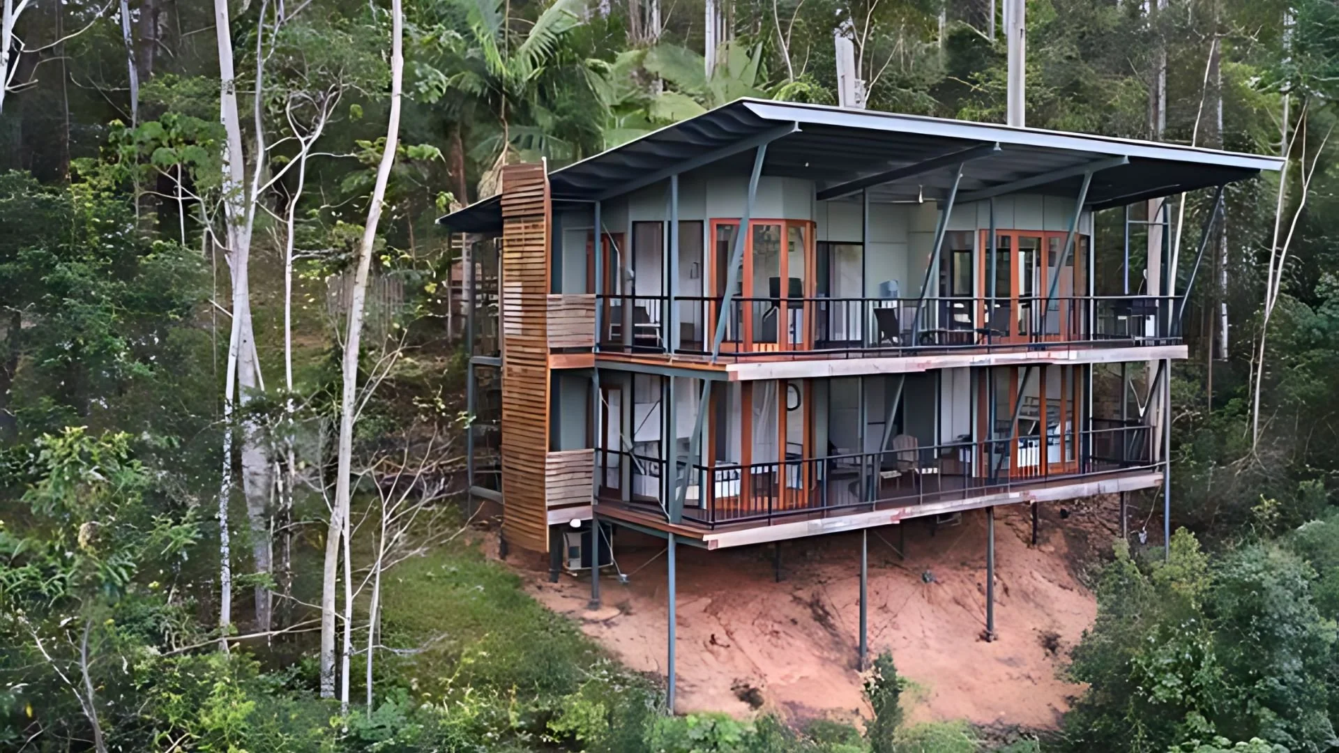 Range View Chalet - Outside.jpg