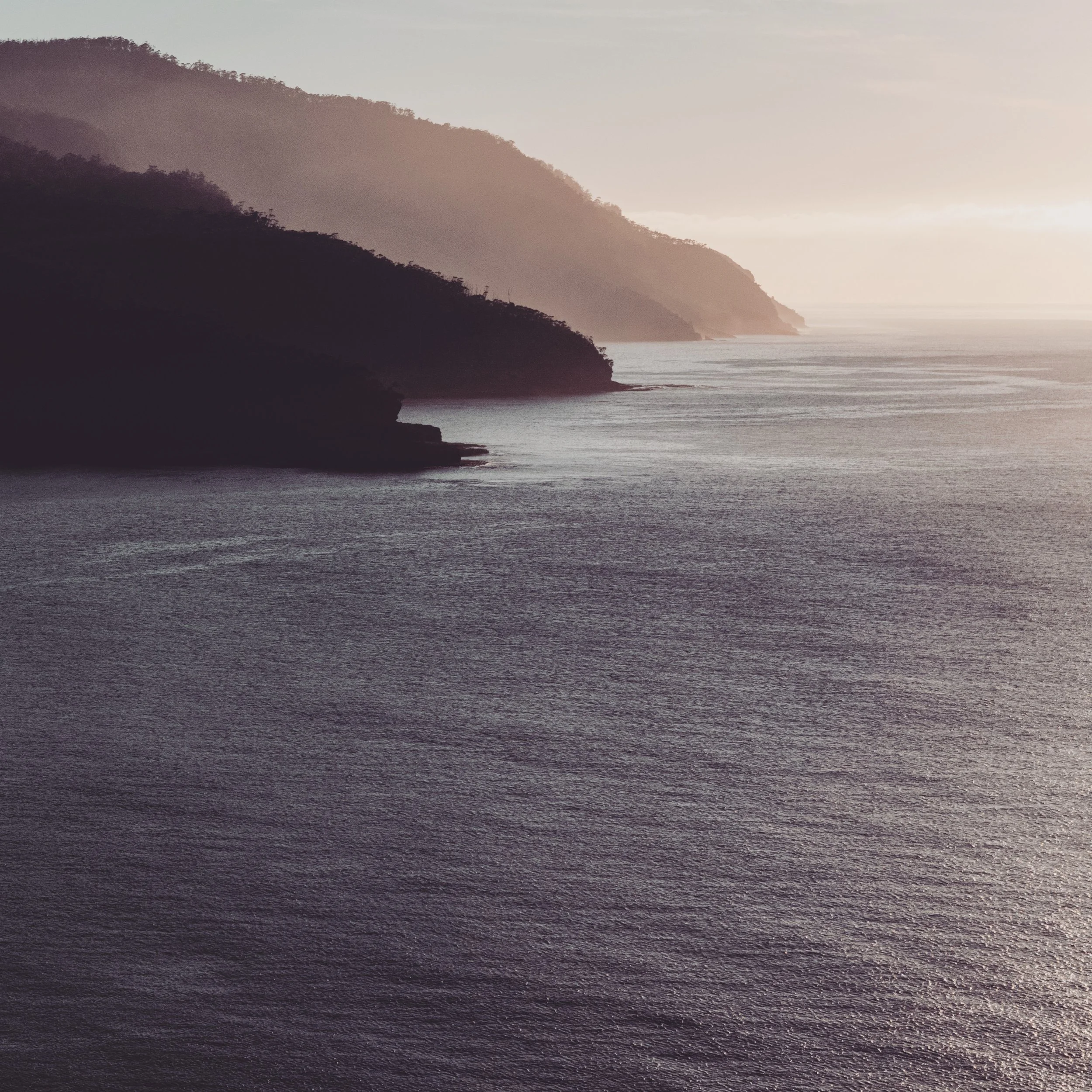 The kind of morning that makes you put your phone down.

Except to take this photo. 📸

The Wayfarer Tasmania sits perched above one of the most breathtaking stretches of coastline in Australia &mdash; rugged cliffs, glassy water, and a sky that chan
