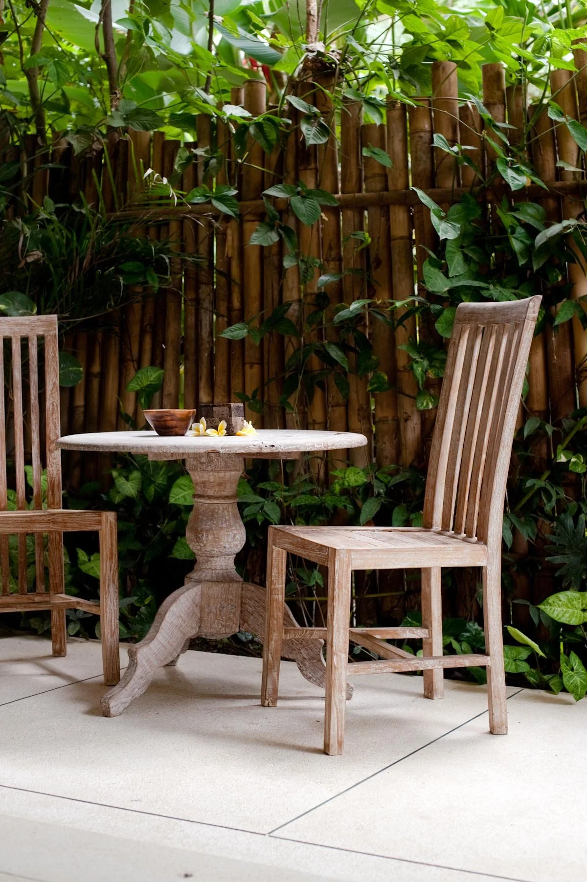 Naya-ubud-seating area-relax-garden-bedroom-shanti.jpg