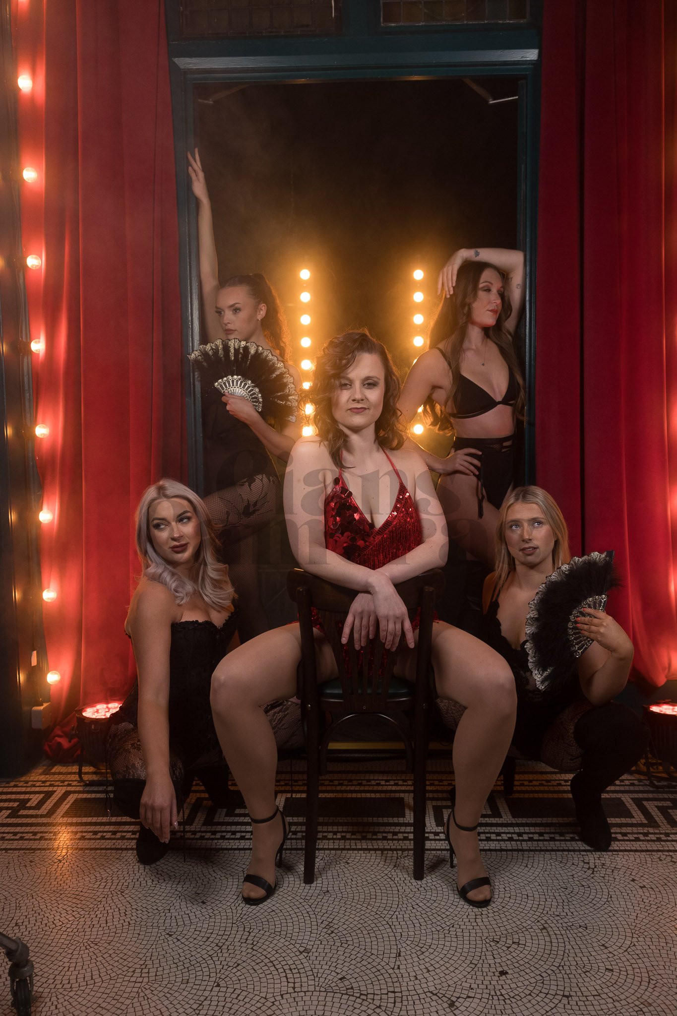 Burlesque-YTH-034.jpg