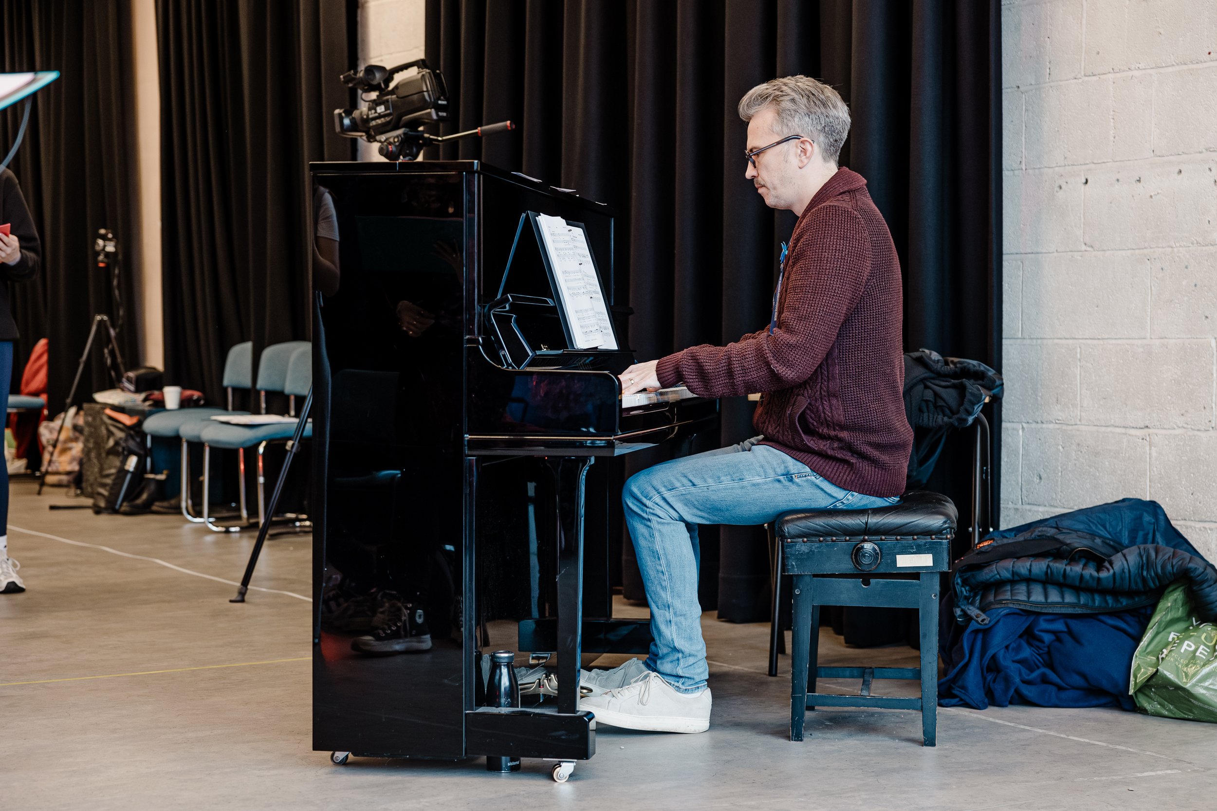 PIPPIN (SOCIAL)-01.jpg