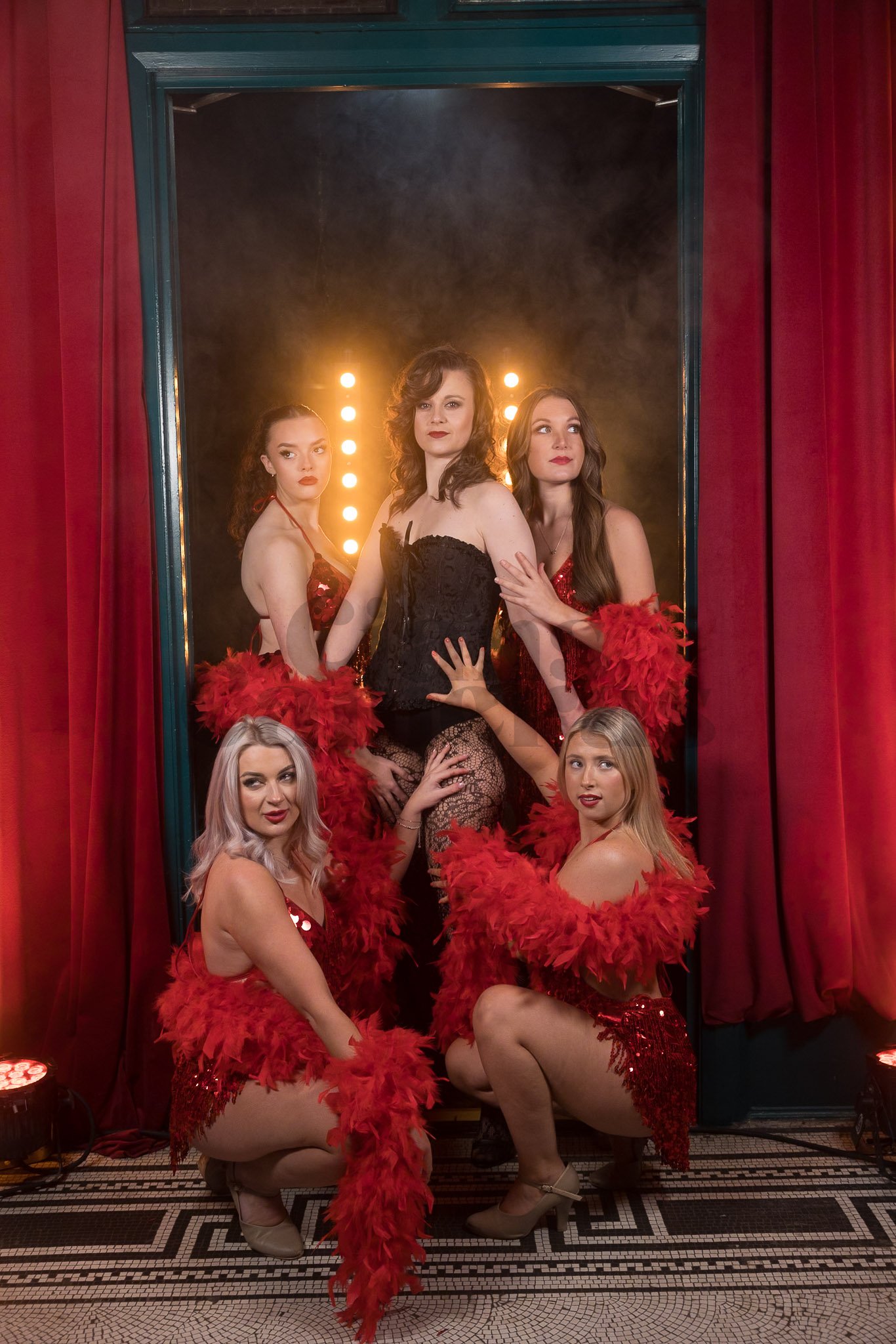 Burlesque-YTH-198.jpg