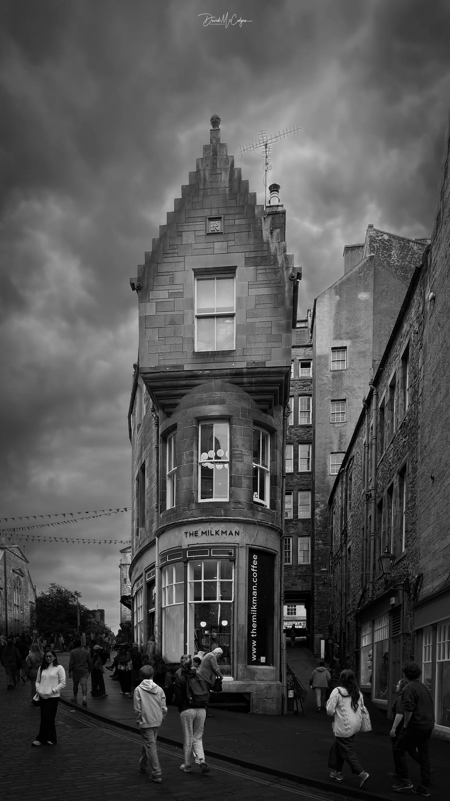 Fleshmarket Close, Cockburn Street