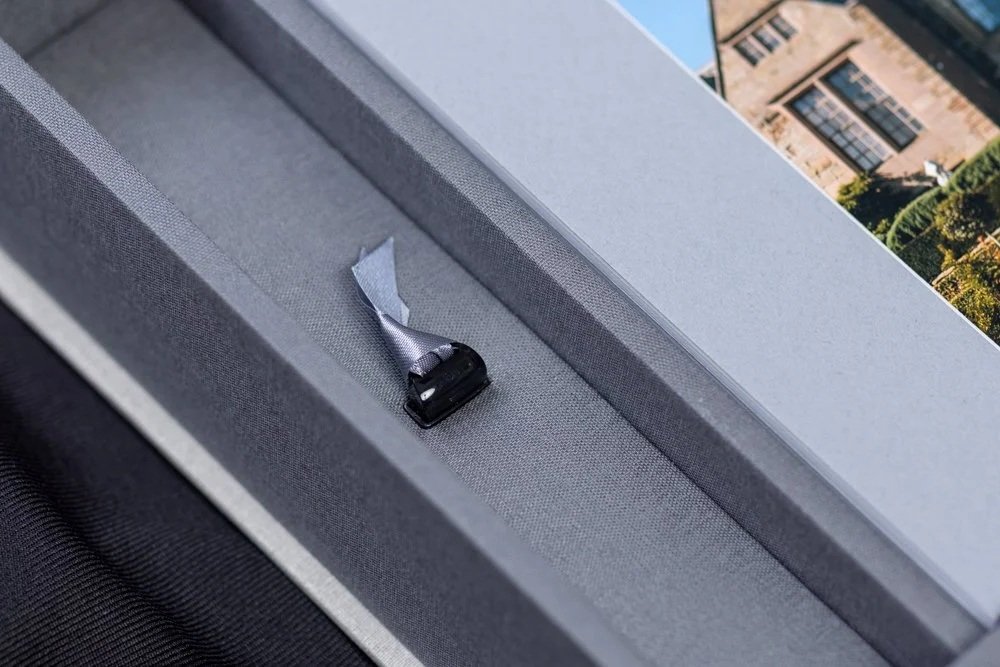 A usb stick included in the print box