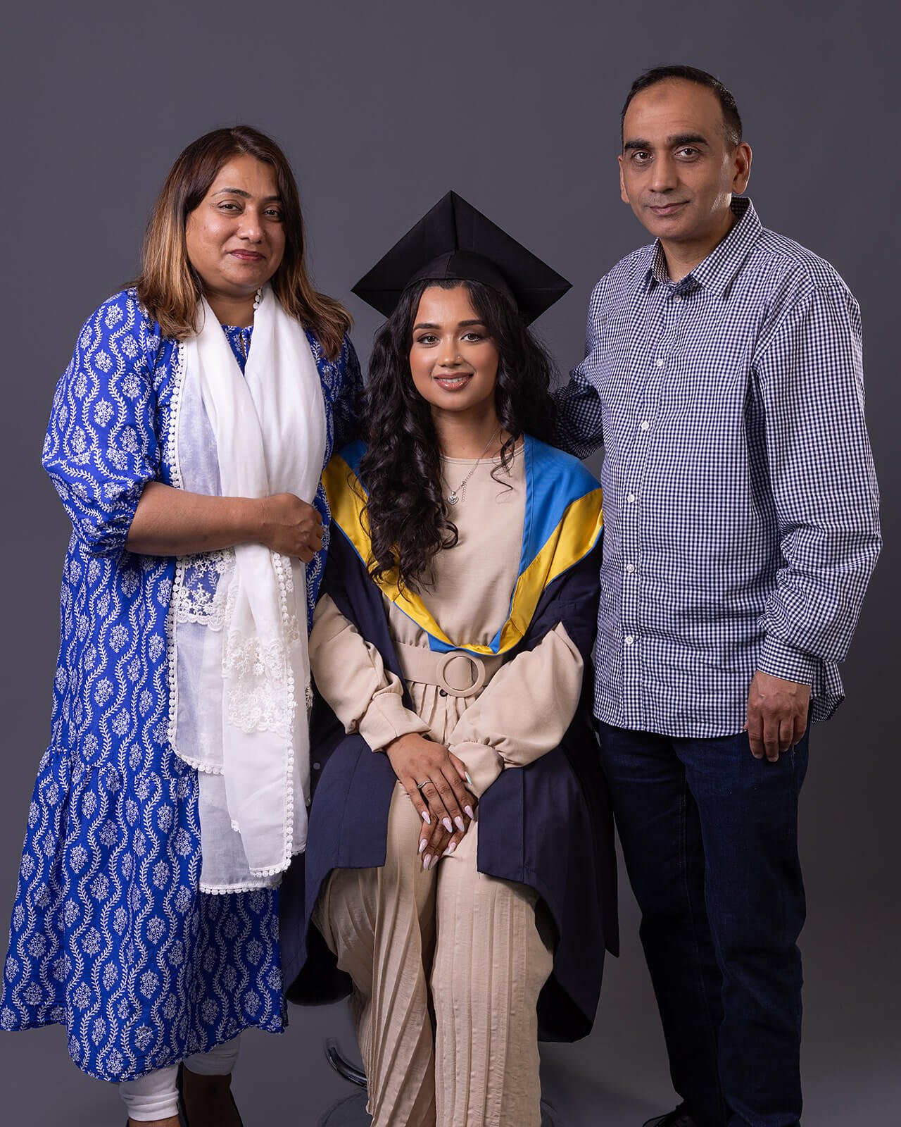 Is it Worth Getting Graduation Photos?