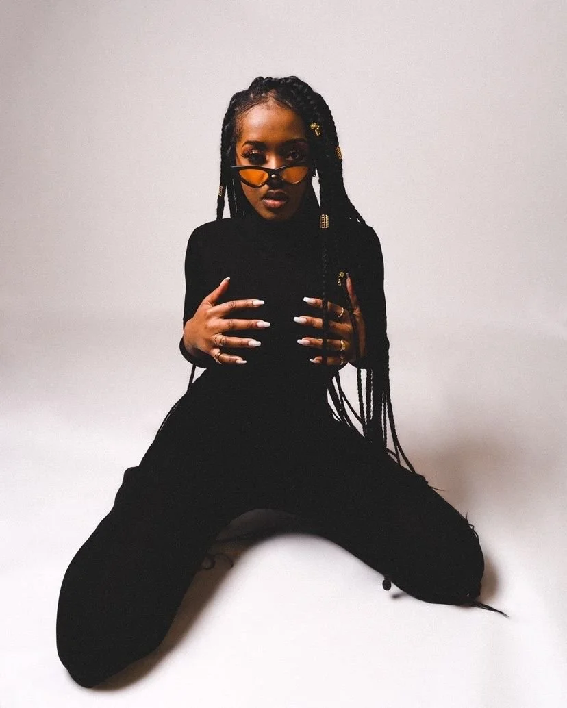  Mimi is very organized and has such a beautiful soul. I love that there is no wait time and she makes sure you are in and out. The girls that work with her are respectful, very nice and great at what they do. Overall I always experienced nothing but