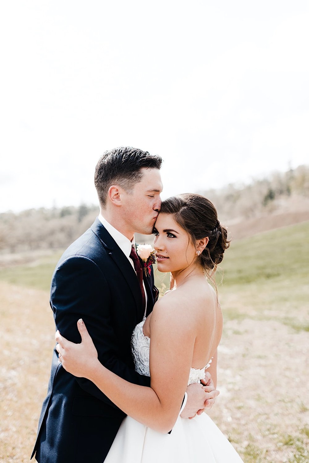 17_Caddock_Wedding-0844_longhorn_ranch_oregon_Bride_Wedding.jpg