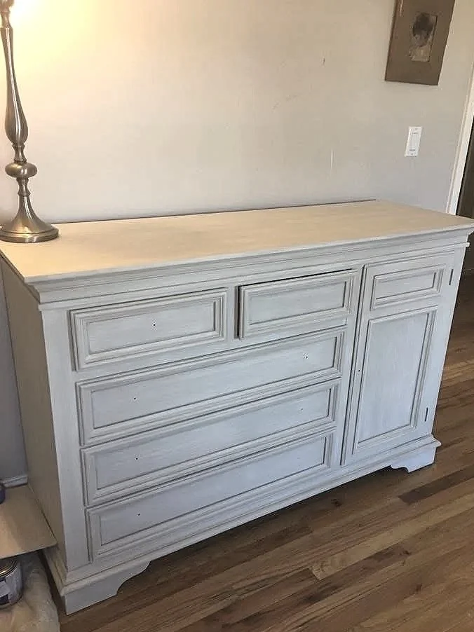 Subtle tone on tone done in soft creams with glaze effect.