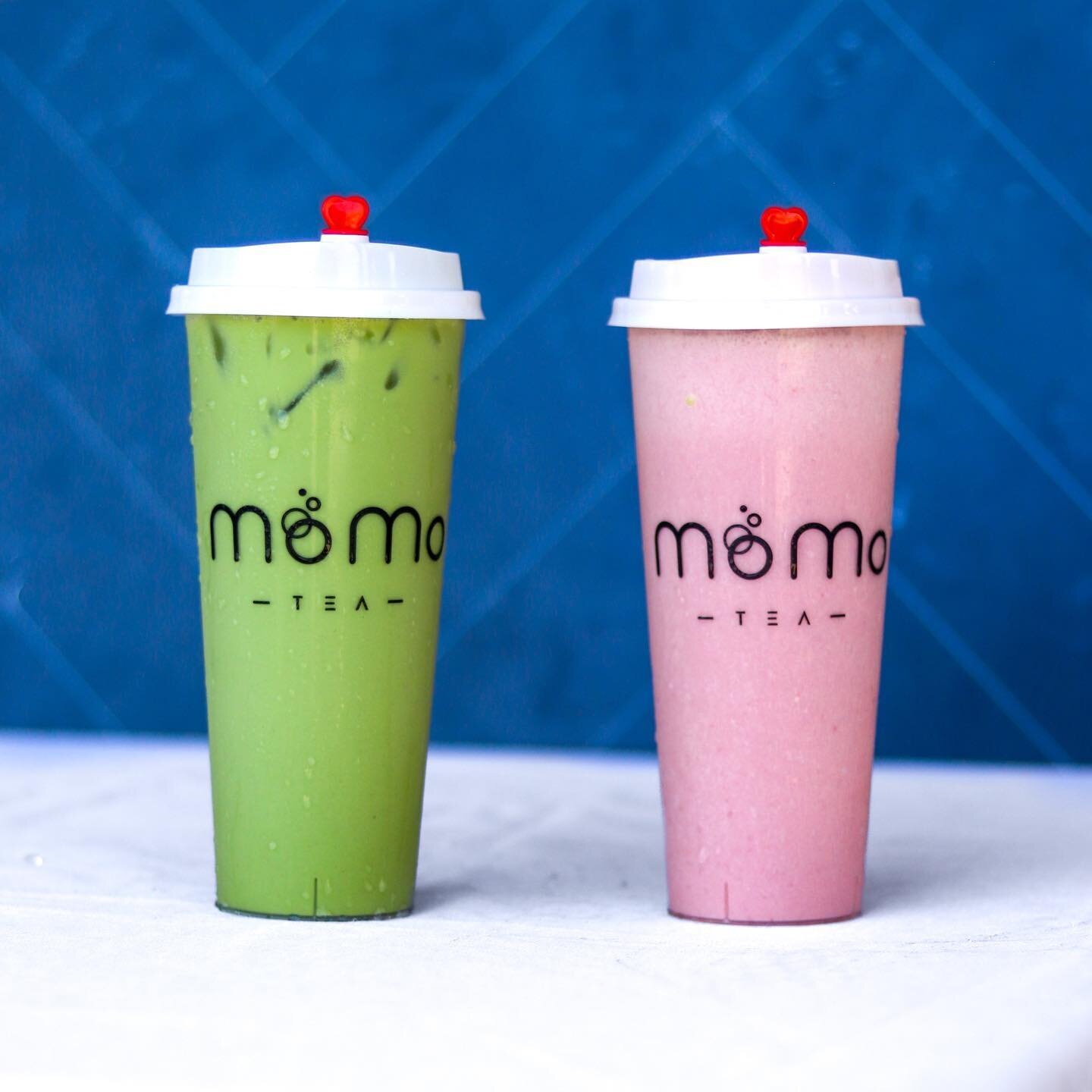 Rich matcha latte 🍵💚 or refreshing fruit smoothie? 🍓🥤

Open 11-7PM daily; we are closed on Tuesday&rsquo;s.
&bull;
&bull;
&bull;
&bull;
#momotea #momoteabr #batonrougefoodies #rosematchalatte #matchalovers  #batonrouge #milktealatte #matchamilkte