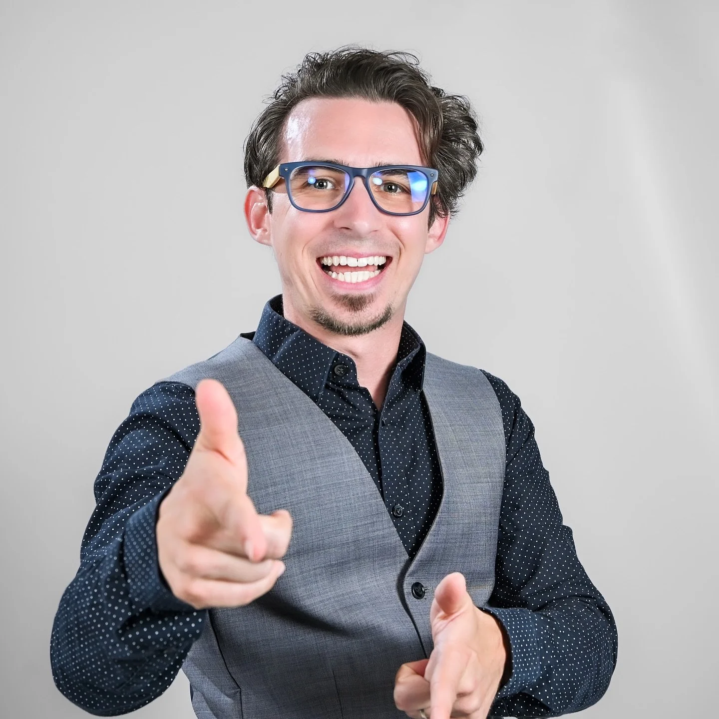 Hello! I&rsquo;m Derrick Hatch, 33 years old, and grateful for the story God&rsquo;s woven through my life. 🙋🏻

Recently, I took some time to get away and reflect on who I want to be in this chapter. Having such quality family time away from work g