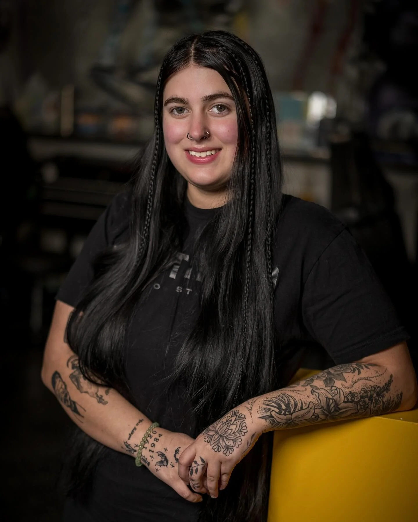 Our women come in all ages! 🌷 @tattoosbyelise is one of our youngest Tattoo Artists in the game. With a twin sister, Elise is family oriented and very much supported by the people who love her. Devoted to the meticulous style of fine lines, Elise sh