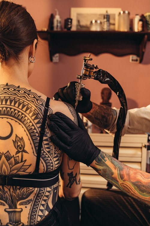 Unique and Thoughtful Gifts for the Tattoo Artist in Your Life