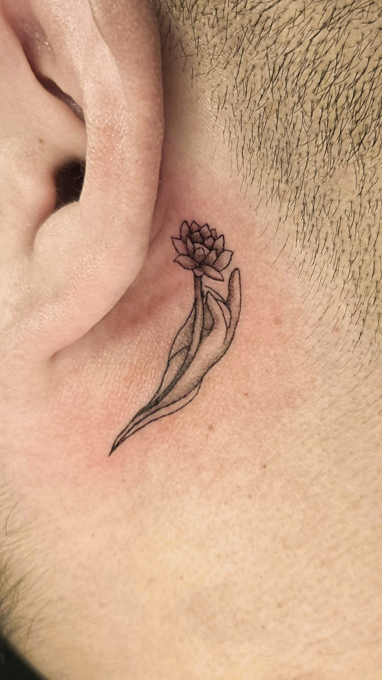 Fine Line Tattoo
