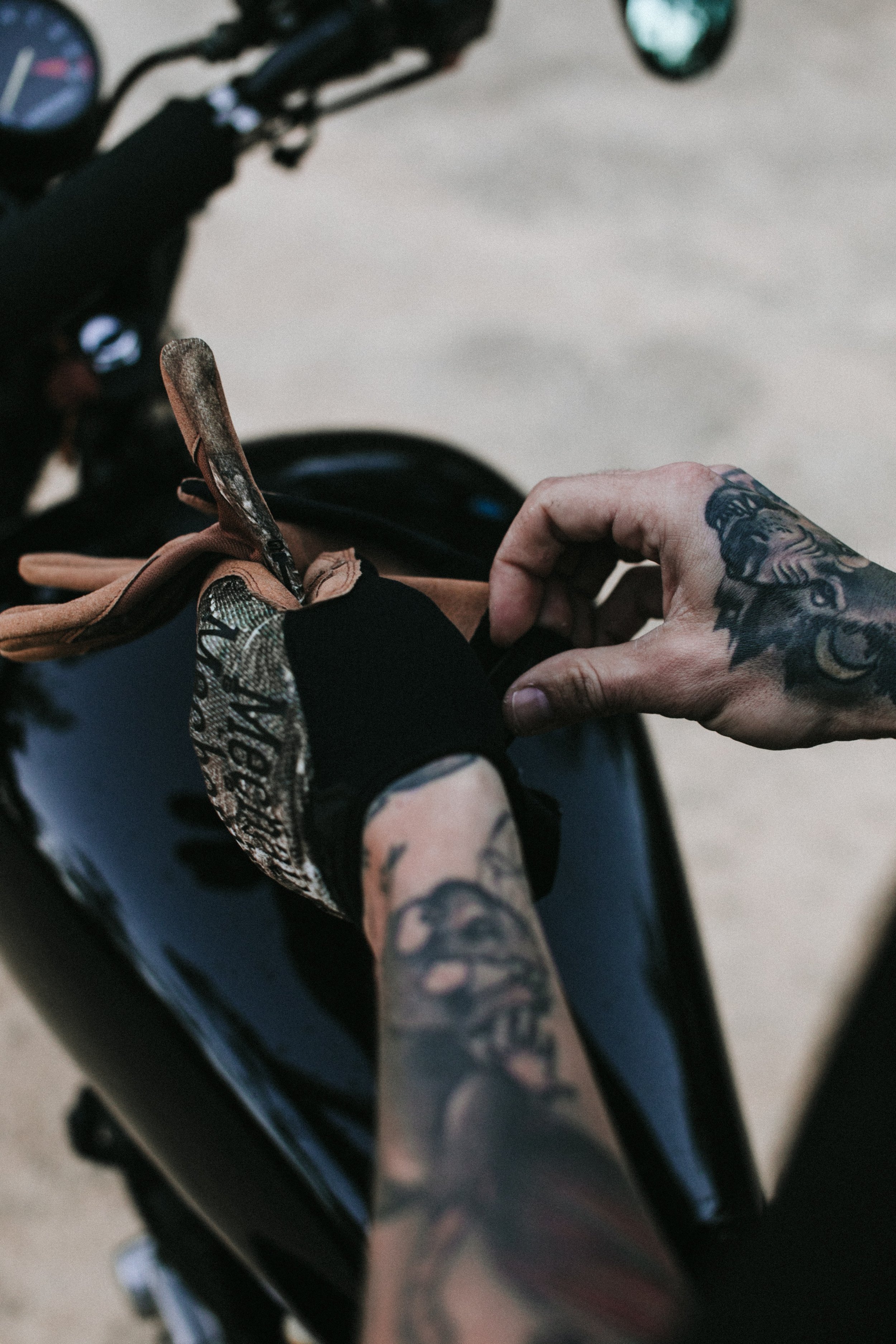 14 Awesome Black Rose Tattoos Worth Seeing