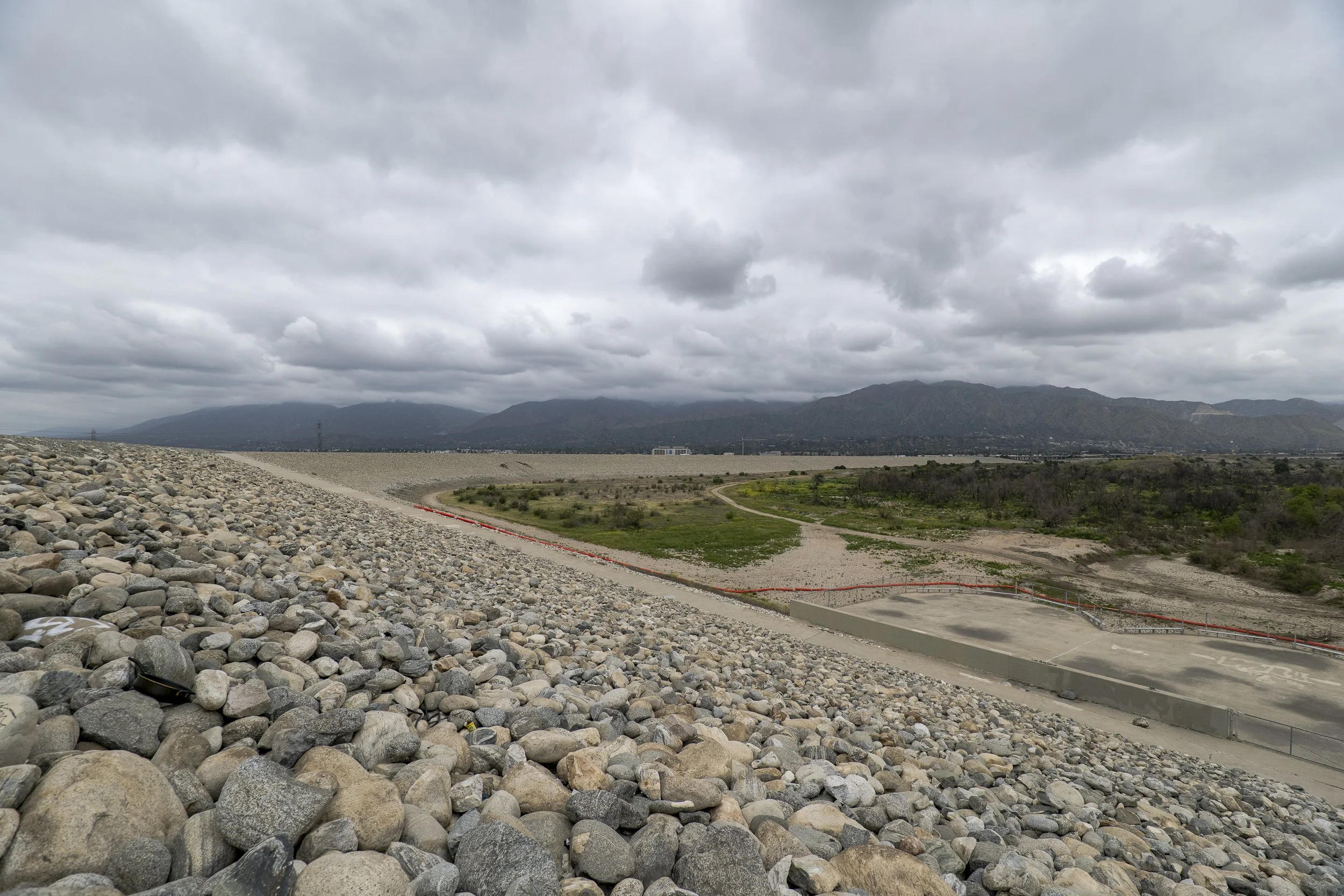042022_santa_fe_dam-8.jpg