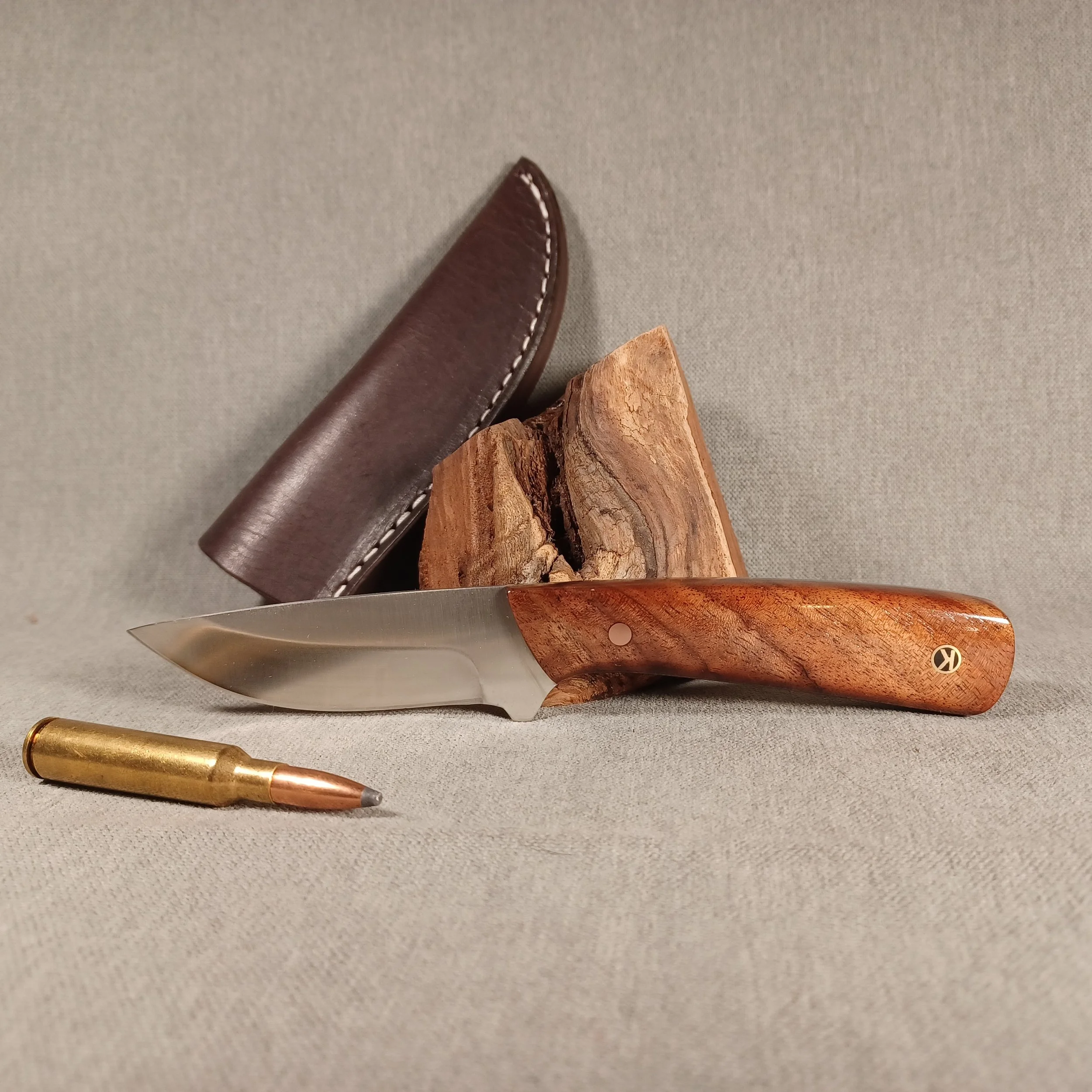 Stainless Hunter, East Indian Rosewood