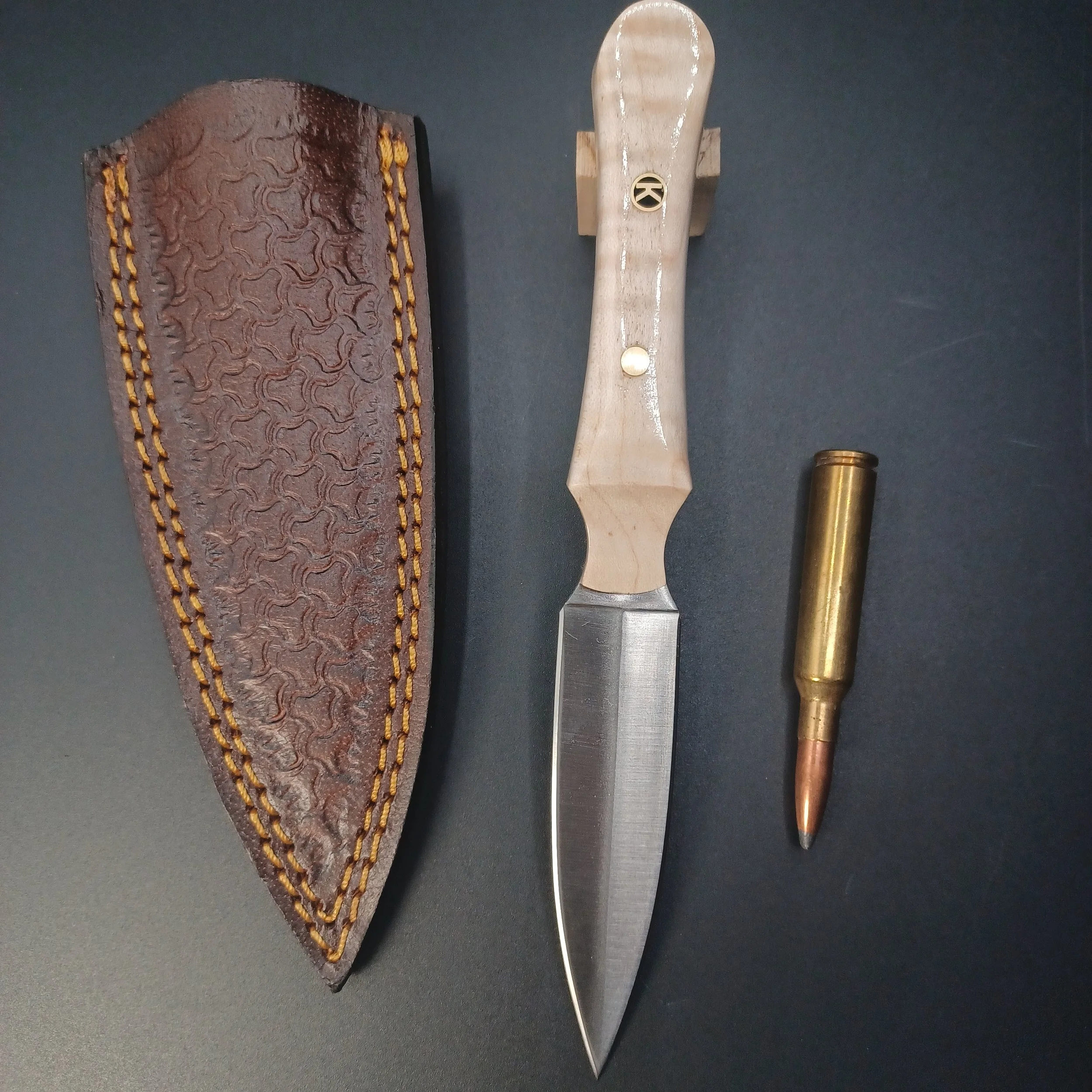 3 1/2" Double Edge Dagger, Curly Maple