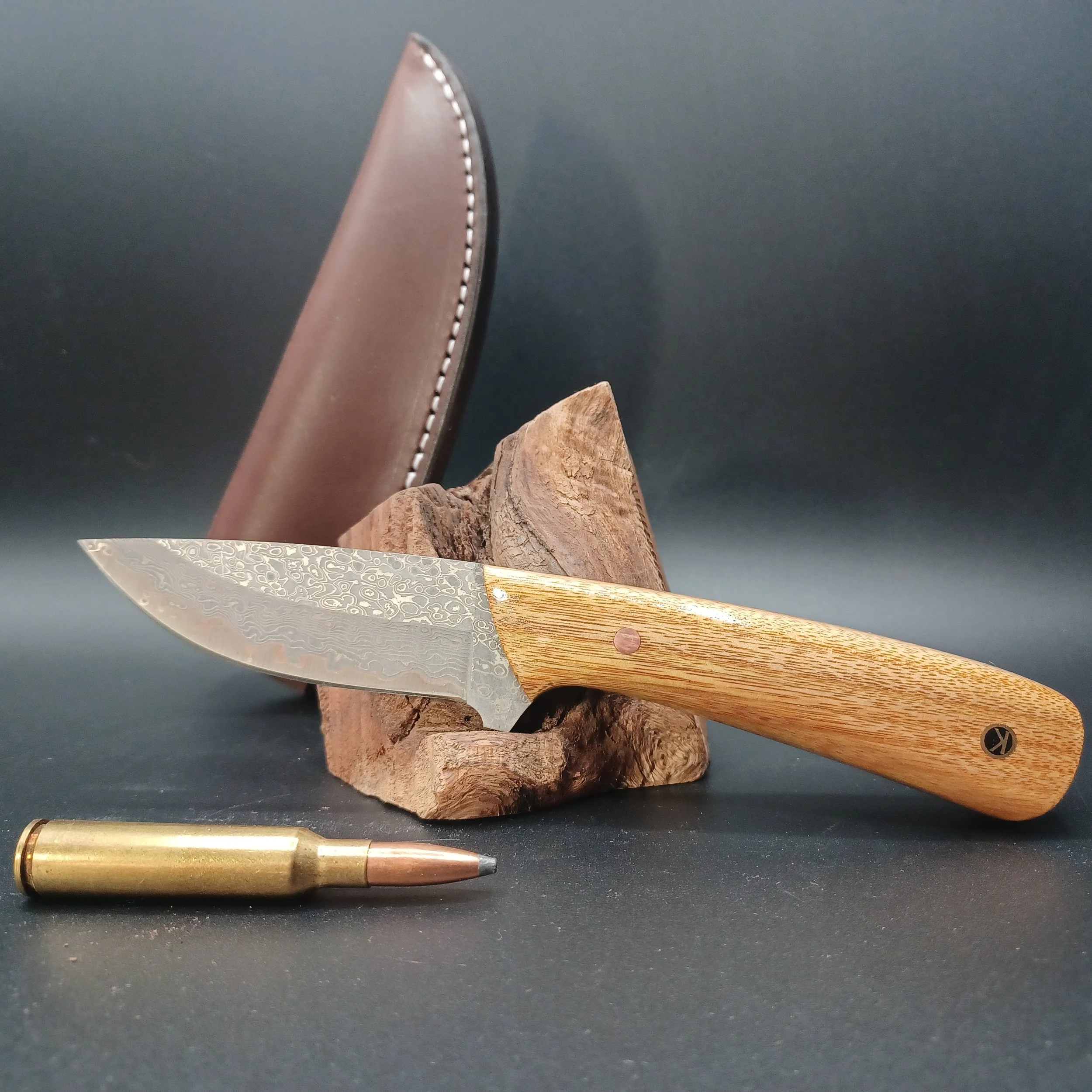 3" San Mai Damascus hunter, Canary wood