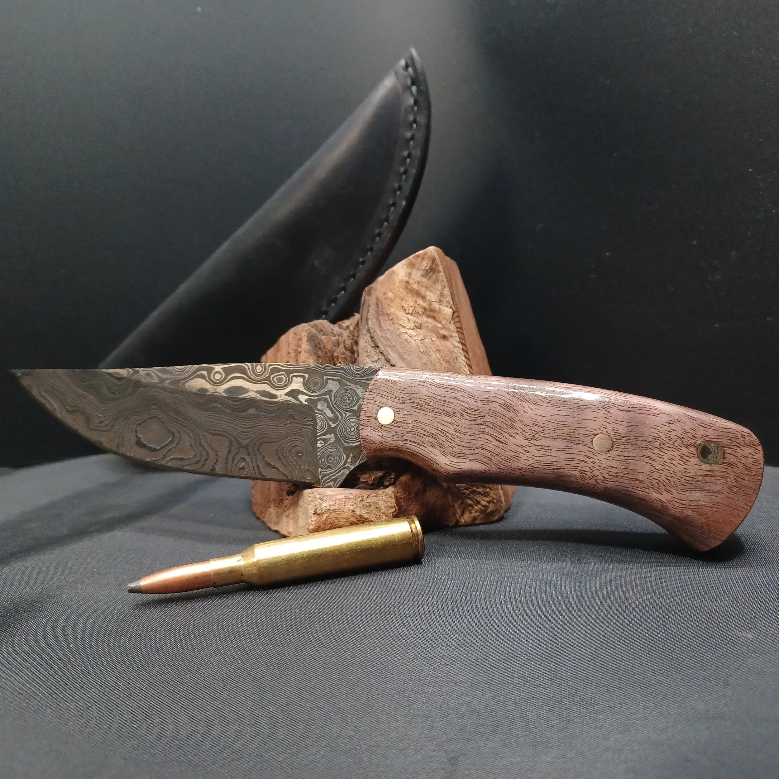 4" Raindrop Damascus hunter, Curly Black Walnut