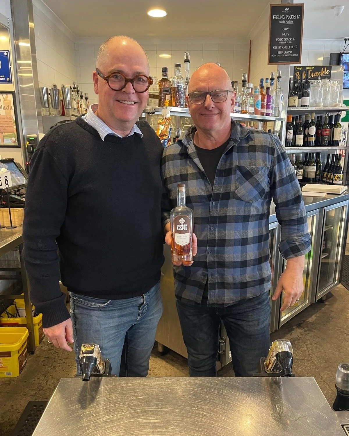 FEEL GOOD FRIDAY | Fantastic to catch up with Frank from the Royal Hotel in Wyong this week! 
Frank & his crew are proud Amber Lane stockists - their patrons are *big* fans of our Equinox expression.
Watch this space for details around an Amber