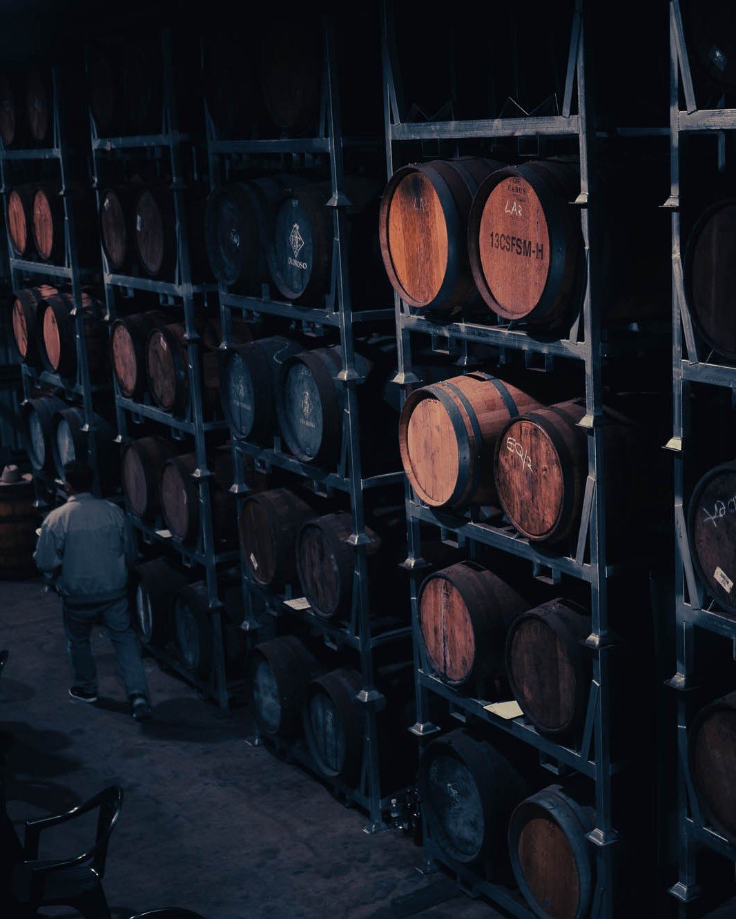 Because using the right barrel makes all the difference.

At Amber Lane, we proudly use larger barrels than most other Australian whisky distilleries, allowing for slower, more refined ageing. 

And when it comes to sourcing barrels? We spare no expe