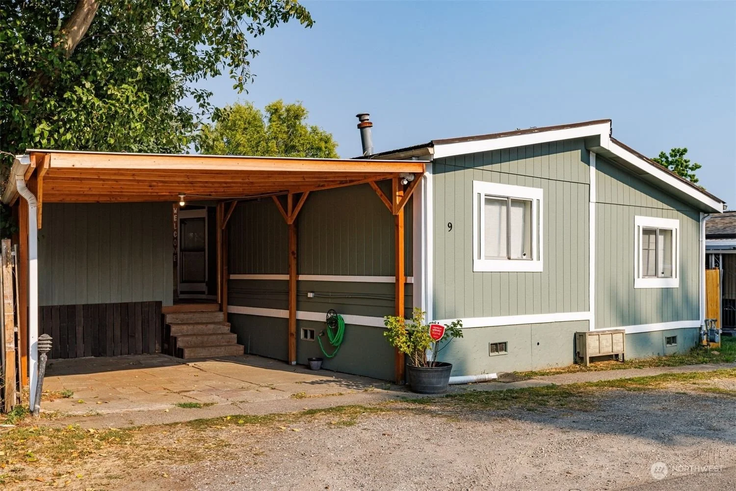 Worked with Seller | 2392 Douglas Rd, Unit 9
Ferndale, WA 98248