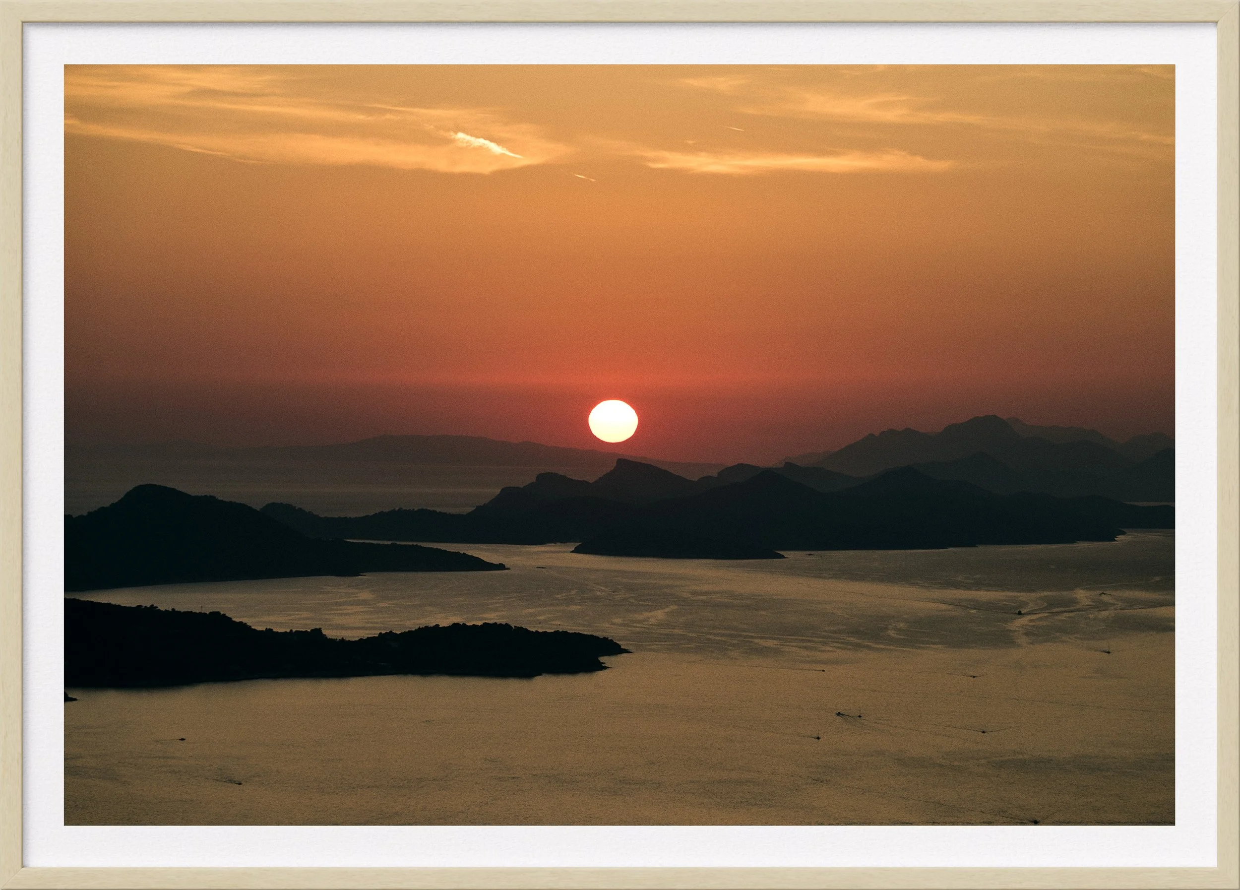 DubrovnikBurnLightWood.jpg