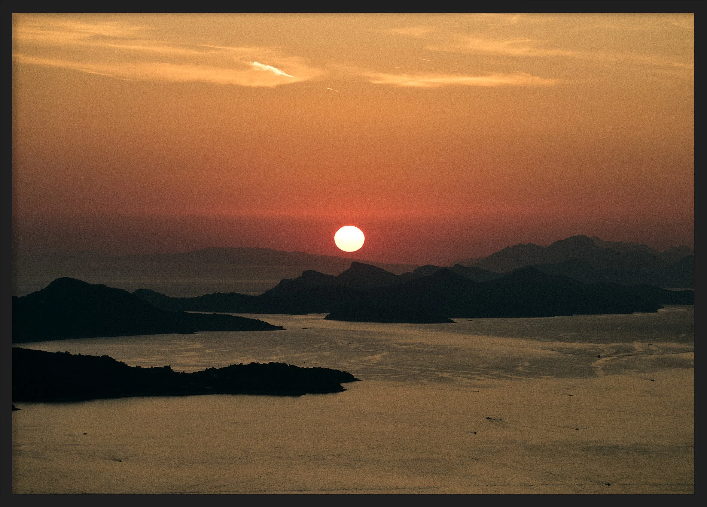 DubrovnikBurnBlackFullBleed.jpg