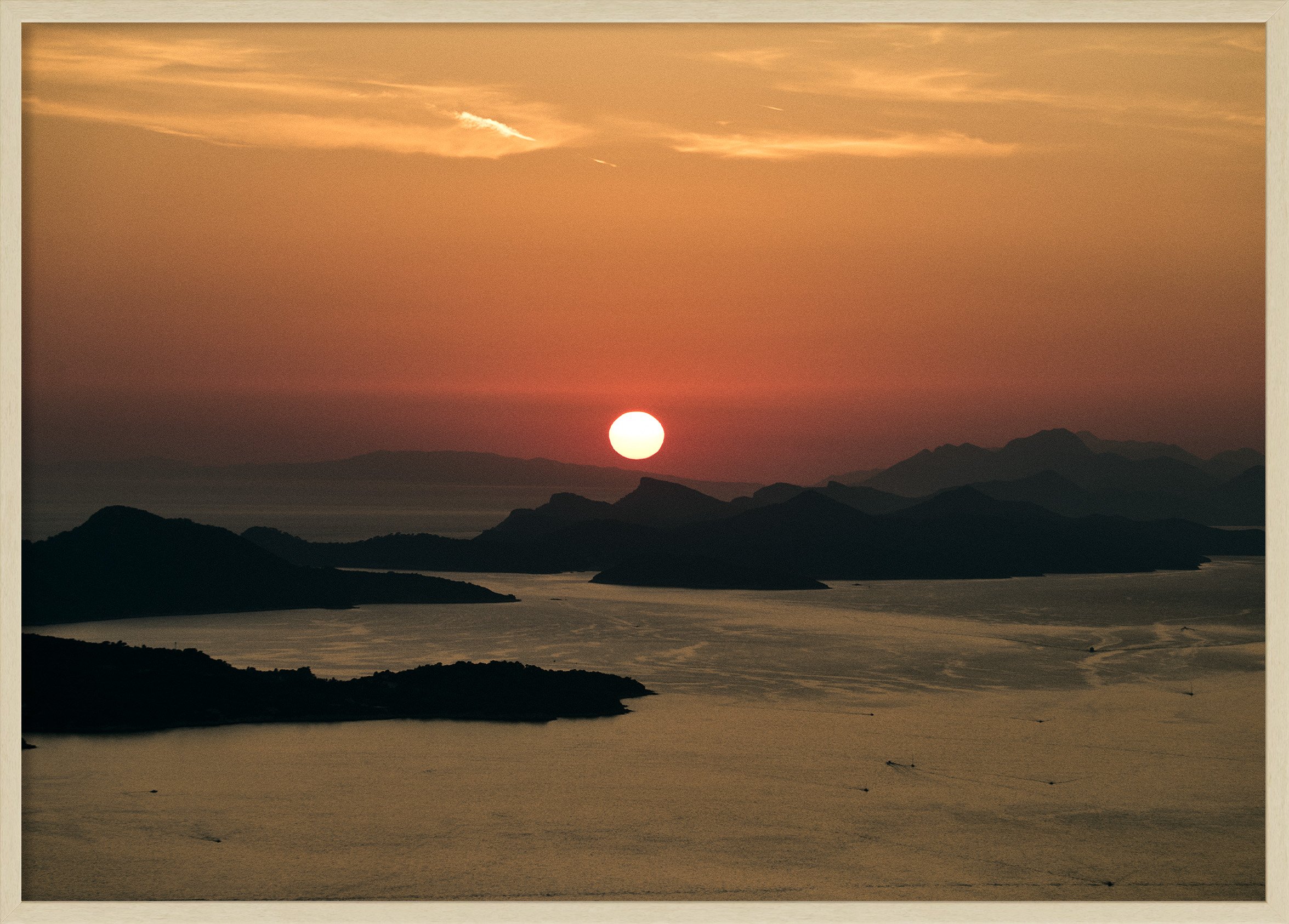 DubrovnikBurnLIghtwoodFullBleed.jpg